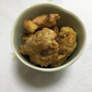 鳥もも肉のカレー風味の唐揚げ